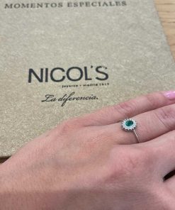 Joyas Nicols | Anillo Esmeralda Oval Detail